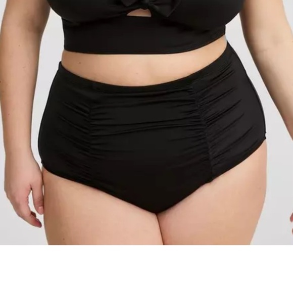 Torrid 4 High Rise Ruched Swim Bottom black - Picture 1 of 10
